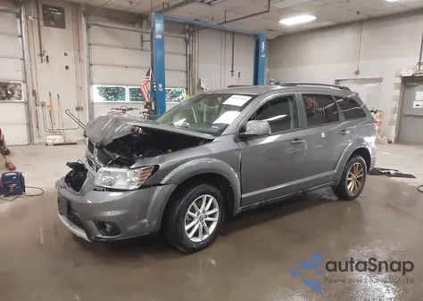 2013 Dodge Journey Sxt z USA, uszkodzony, nr VIN 3C4PDCBG3DT642042